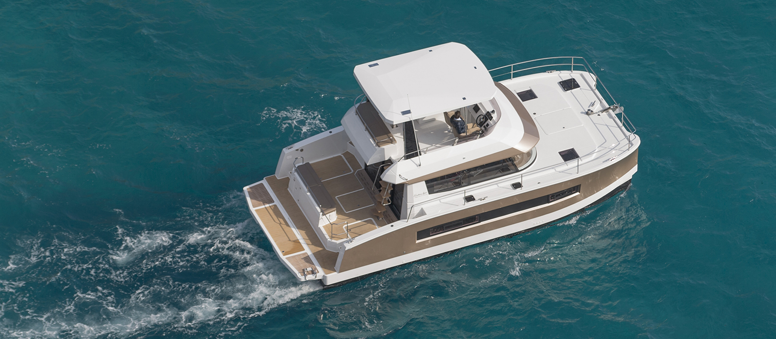 fountaine pajot my 37 power catamaran